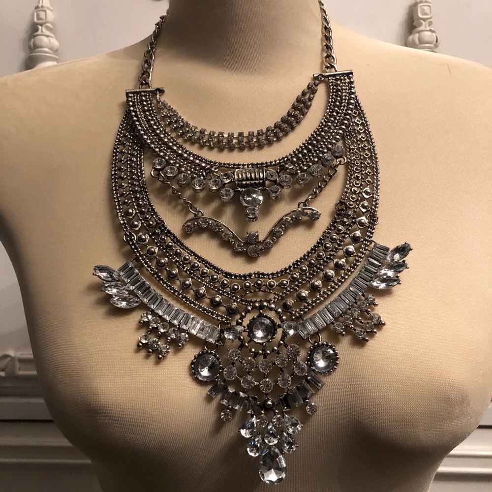 Bib Neckace